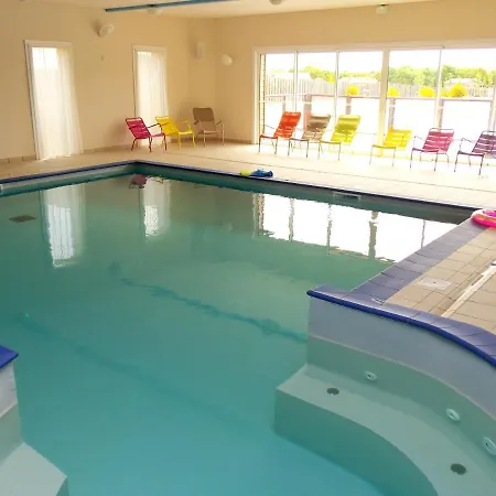 Holiday home Bungalow With 2 Bedrooms In La Chapellehermier With Shared Pool And Furnished Terrace 12 Km From The Beach *